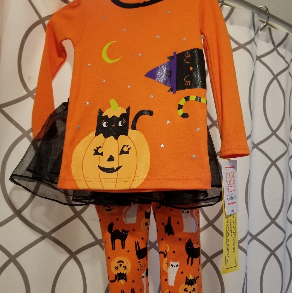 Carter's Halloween pajamas